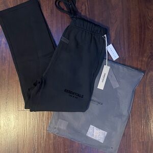 Fear of God Essentials Jet Black Sweatpants Size Small